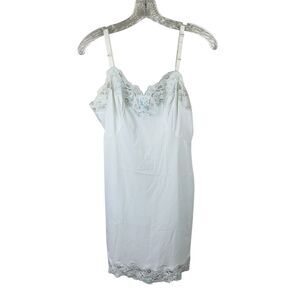 Vintage Vanity Fair 32 S Baby Blue Full Slip Dress Lingerie Lace